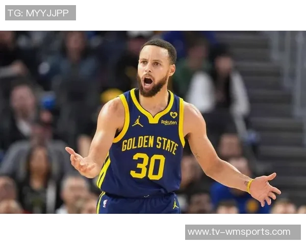 库里穿上科比6惊艳全场美球迷惊呼耐克哨库里再现70分神迹 库里穿上科比6惊艳全场美球迷惊呼耐克哨库里再现70分神迹